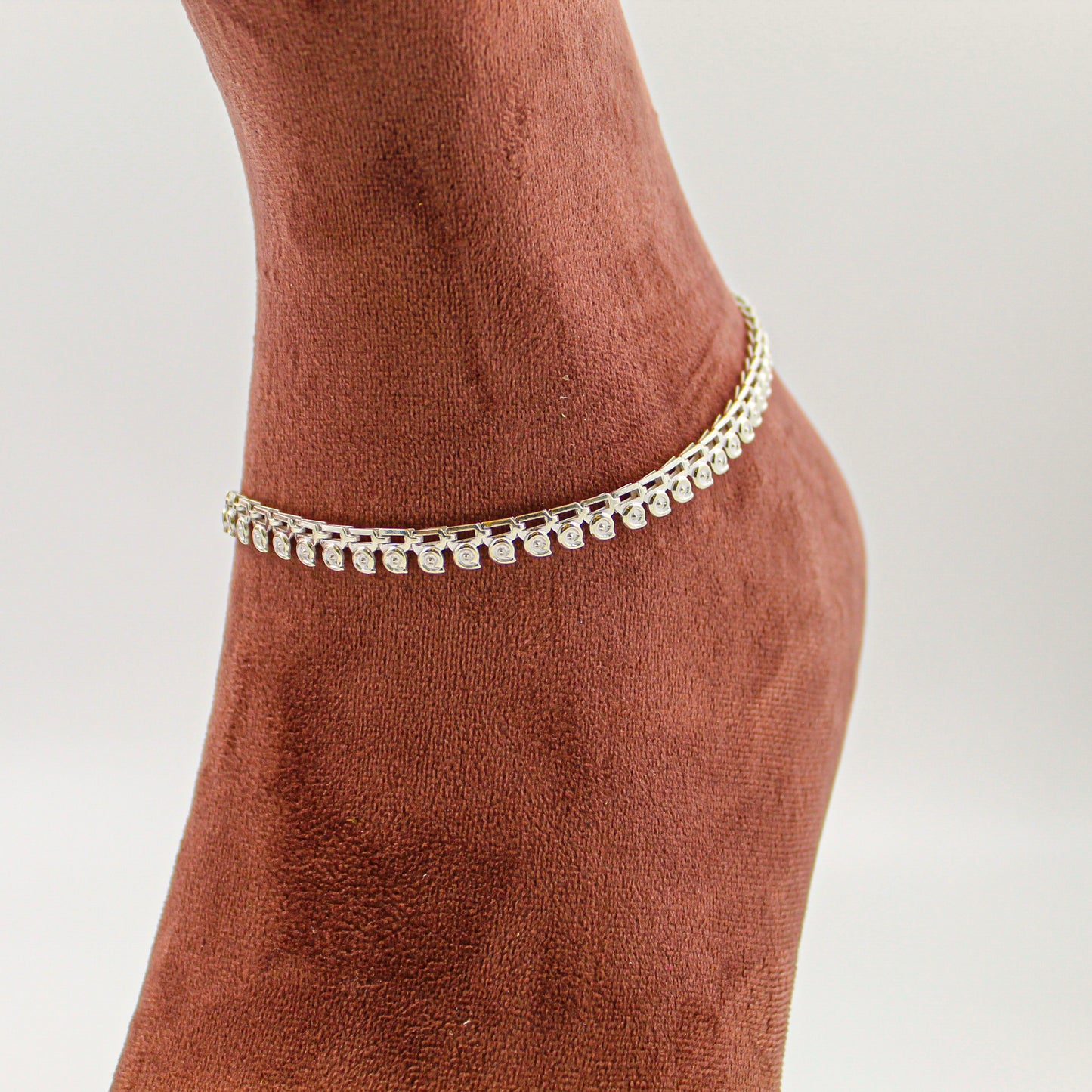 Silver Anklet for Women – Minimalist Payal, Everyday Foot Accessory