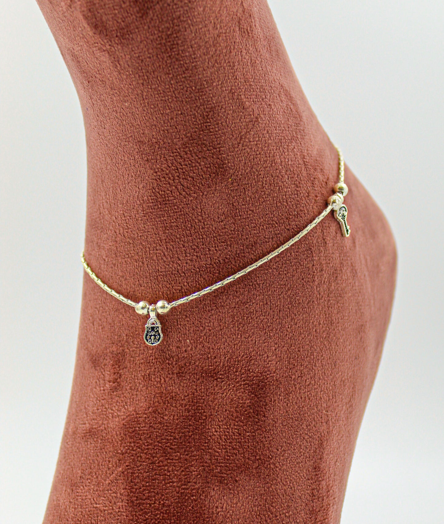 Silver Anklet for Women – Minimalist Payal, Everyday Foot Accessory